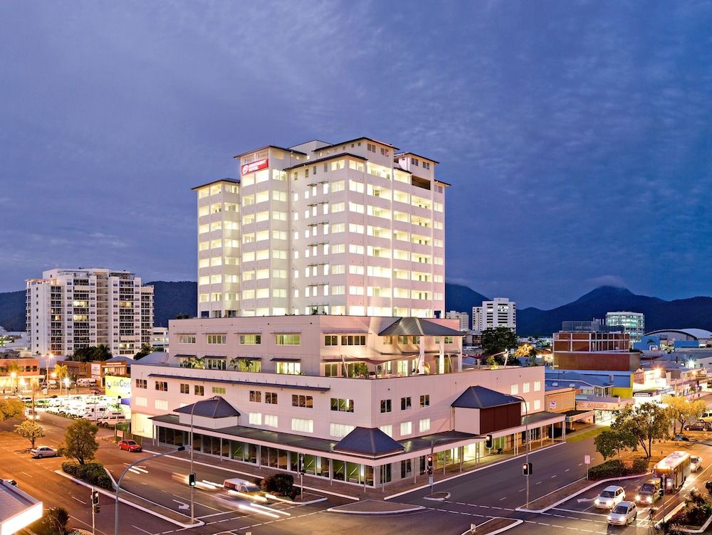 undefined Cairns Central Plaza Apartment Hotel 3