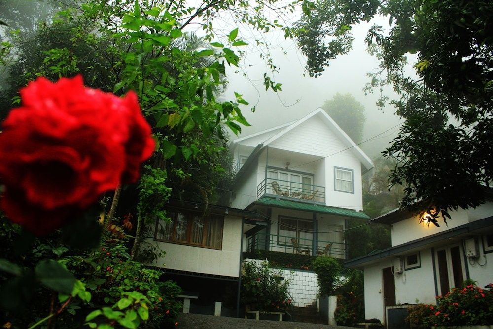 undefined Bella Vista Resort 6