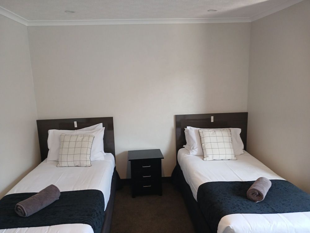 Palm City Motor Inn Family Apartment, 1 Bedroom 5