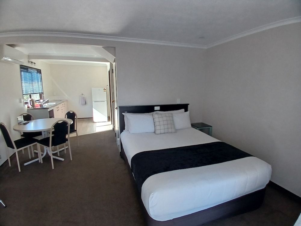 Palm City Motor Inn Family Apartment, 1 Bedroom 11