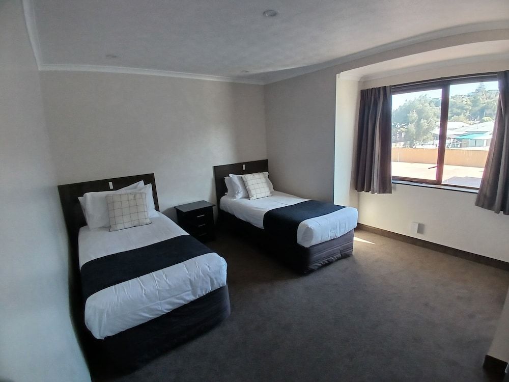 Palm City Motor Inn Family Apartment, 1 Bedroom 3