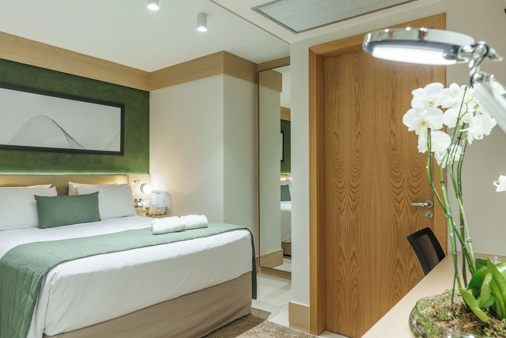 Cullinan Hplus Premium Deluxe Studio Suite, Balcony 4