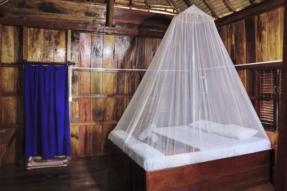 Bird of Paradise Bungalows Standard Khmer Timber Bungalow