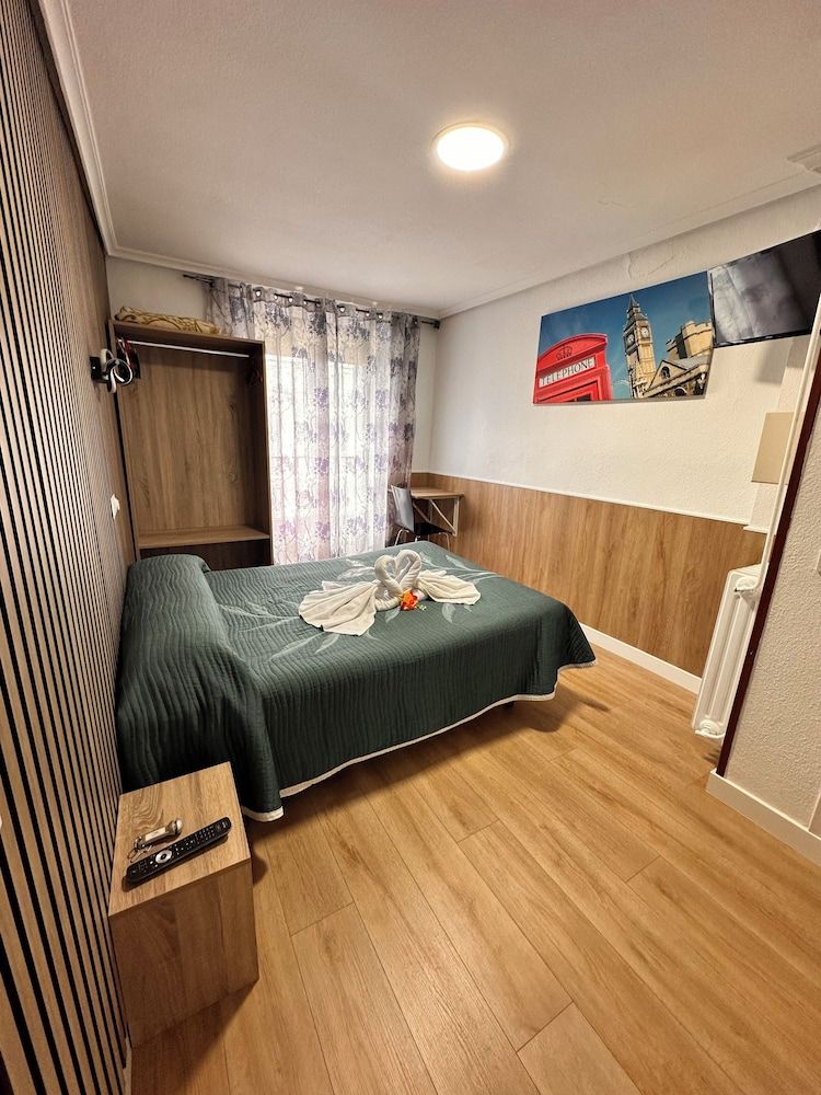 Hostal Rober Double Room 11