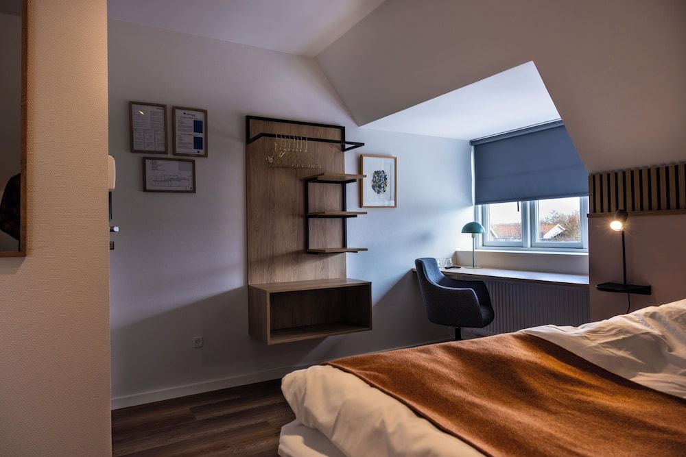 Frederik VI's Hotel Business Double Room 9