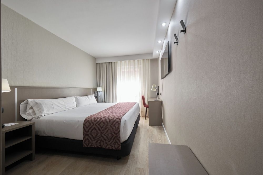 undefined Catalonia Park Güell 3