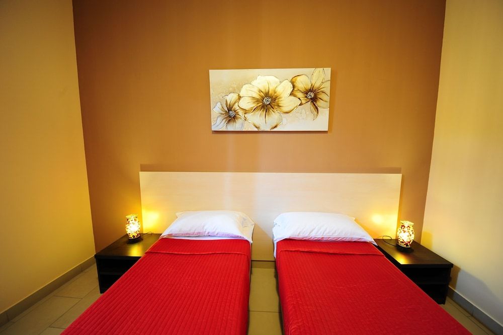 undefined Hotel Mosaic Central Rome 4