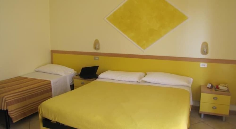 Hotel Etna
