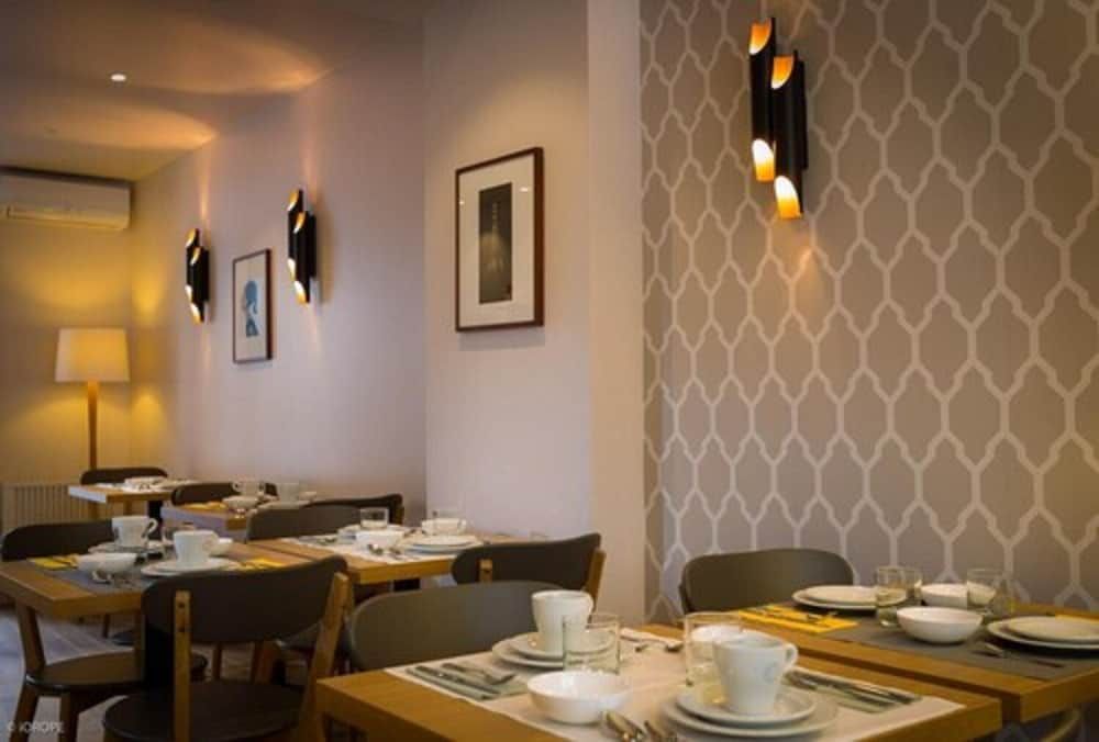 undefined Hotel Mirabeau Eiffel 8