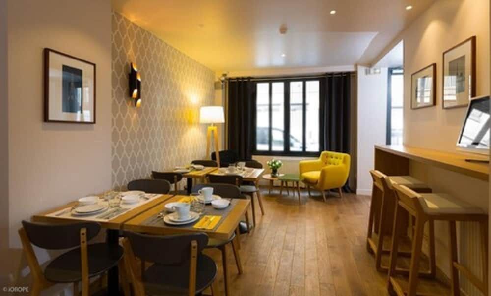 undefined Hotel Mirabeau Eiffel 7