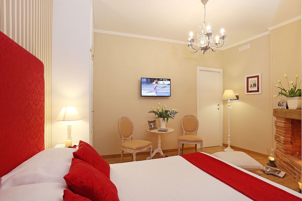 Daplace - HQH Colosseo Standard Double Room, City View 9