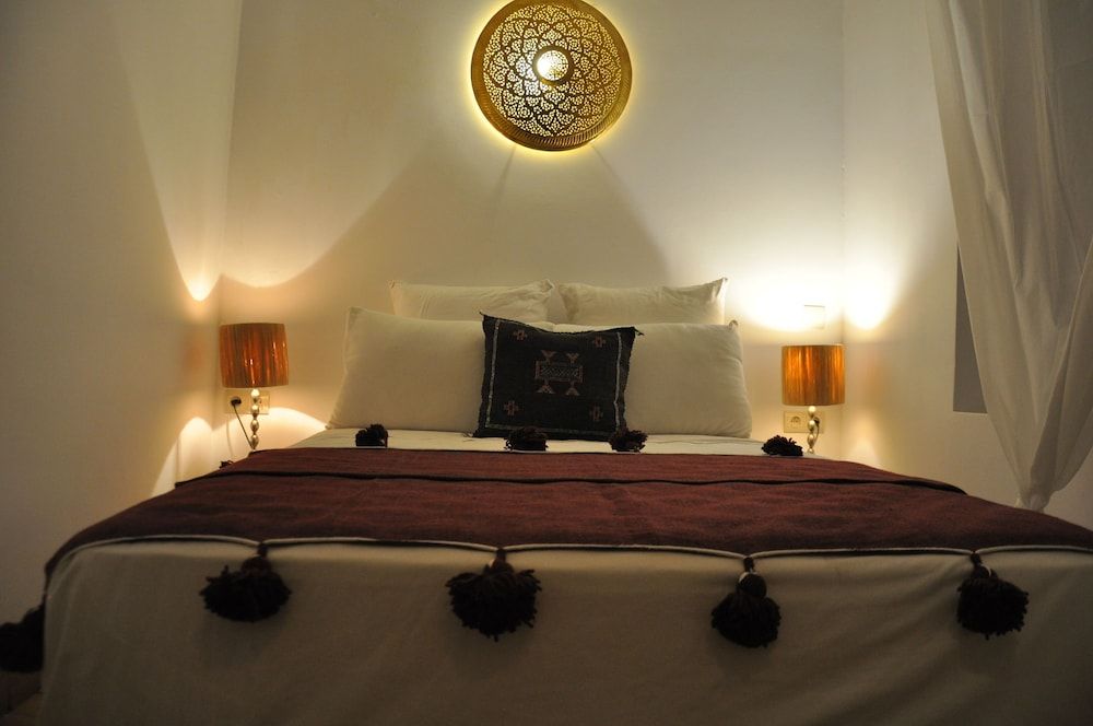 undefined Riad Sin 3