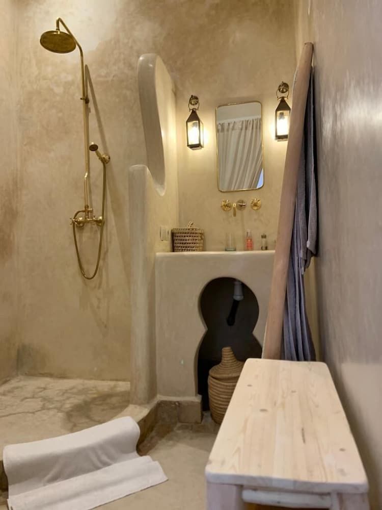 Riad Sin Standard Double Room, Private Bathroom (MAJORELLE) 5