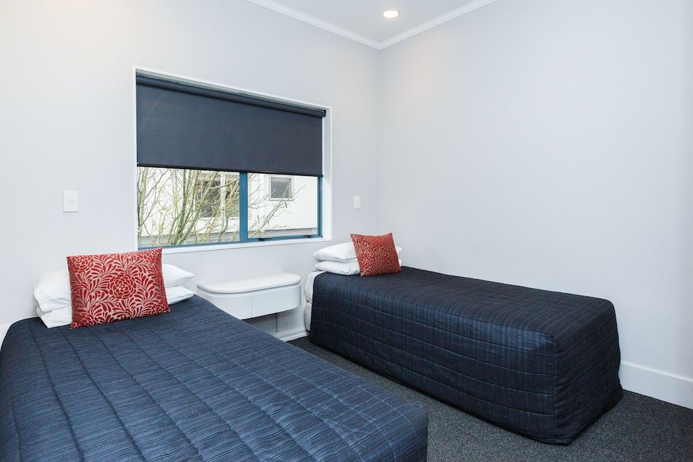 2 Bedrooms Family Suite with Corner Spa (Upstairs)