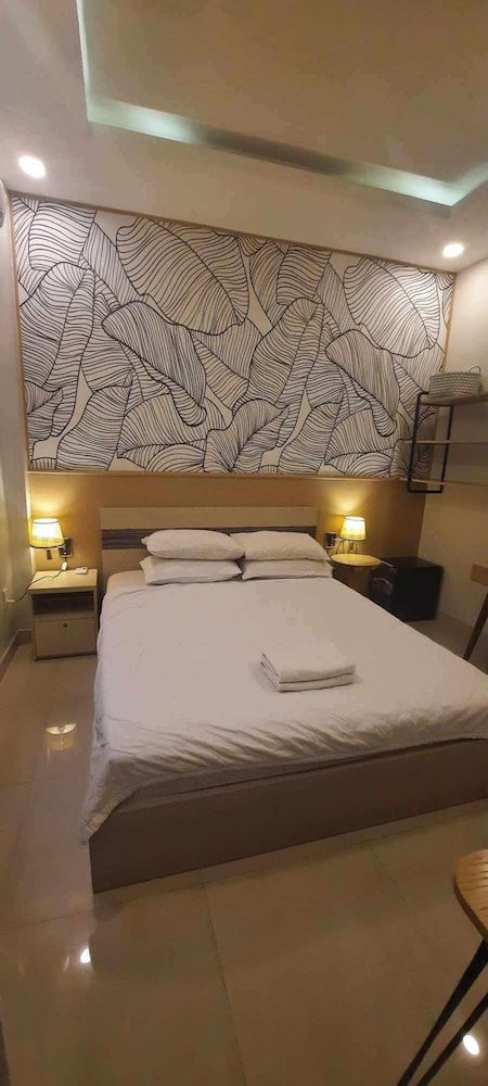 undefined Long Hostel 2