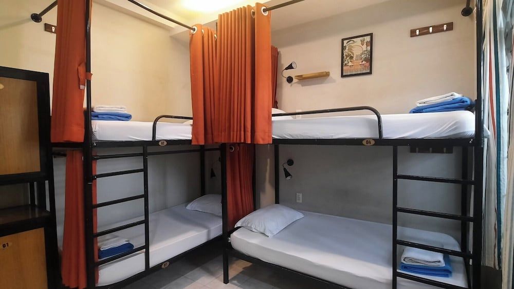 Long Hostel 1 bed in dormitory 2