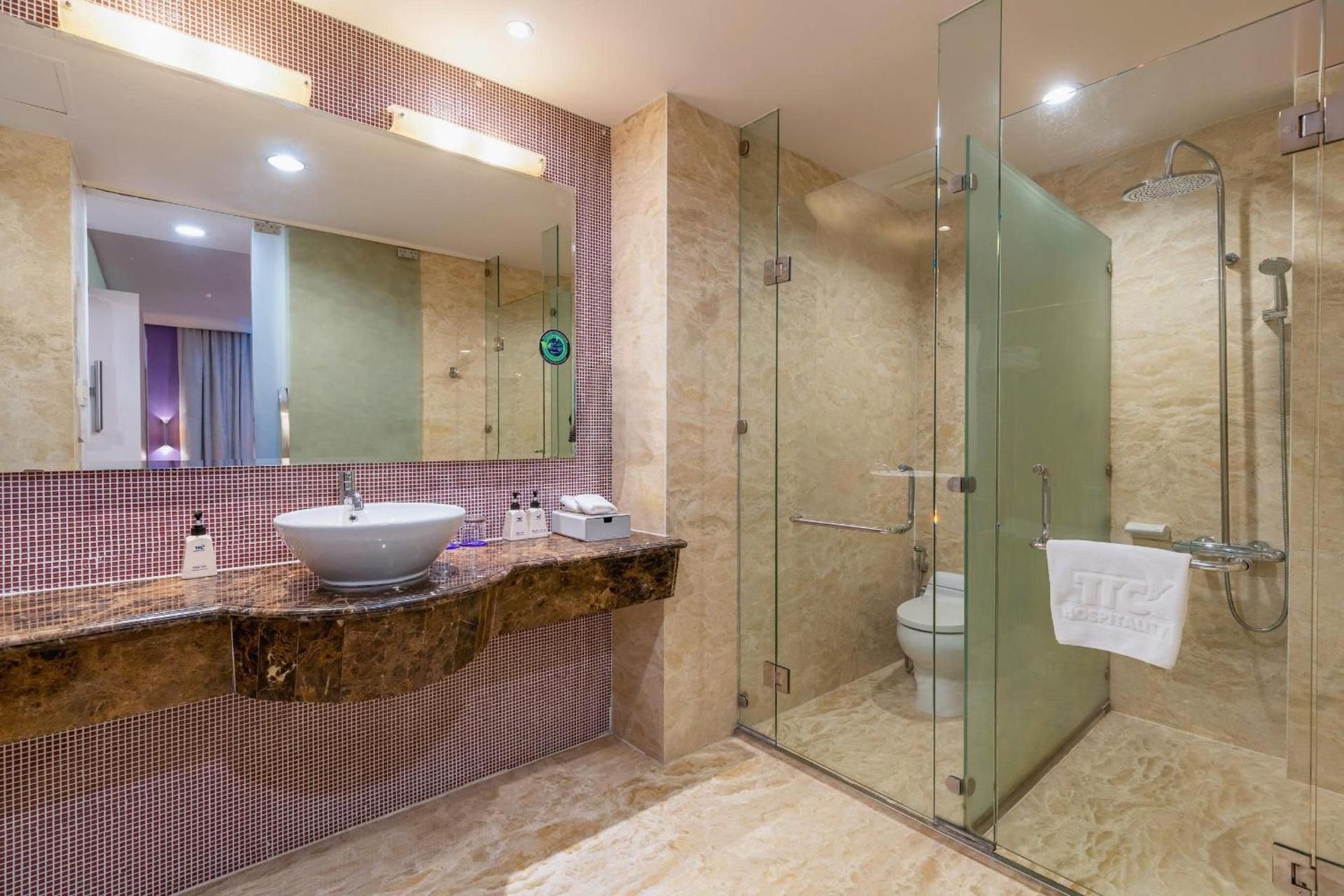 undefined TTC Hotel - Ngoc Lan 7