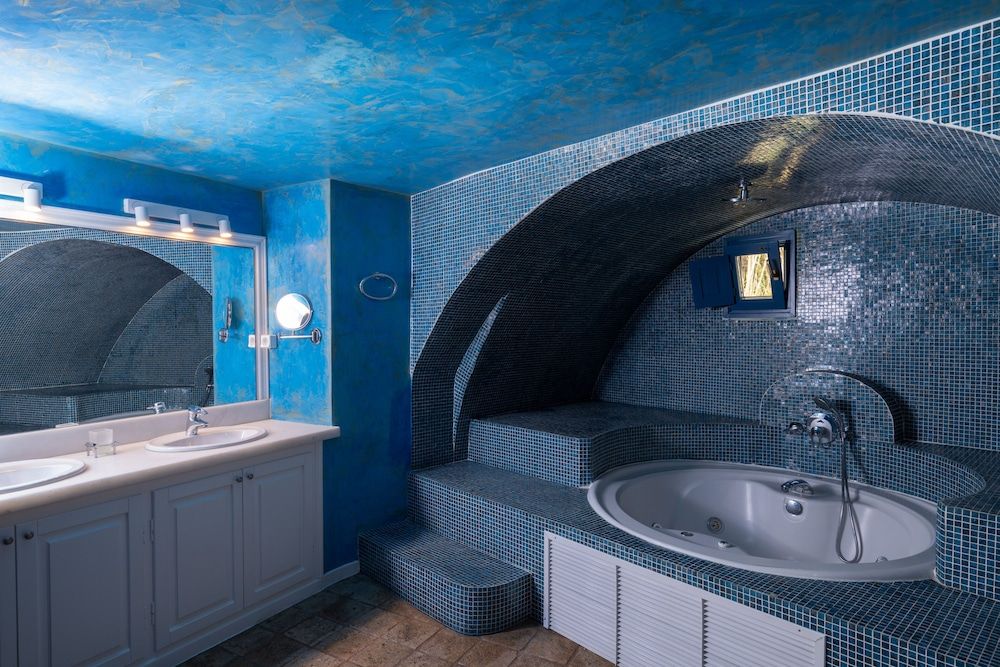 undefined Asha Luxury Suites 10