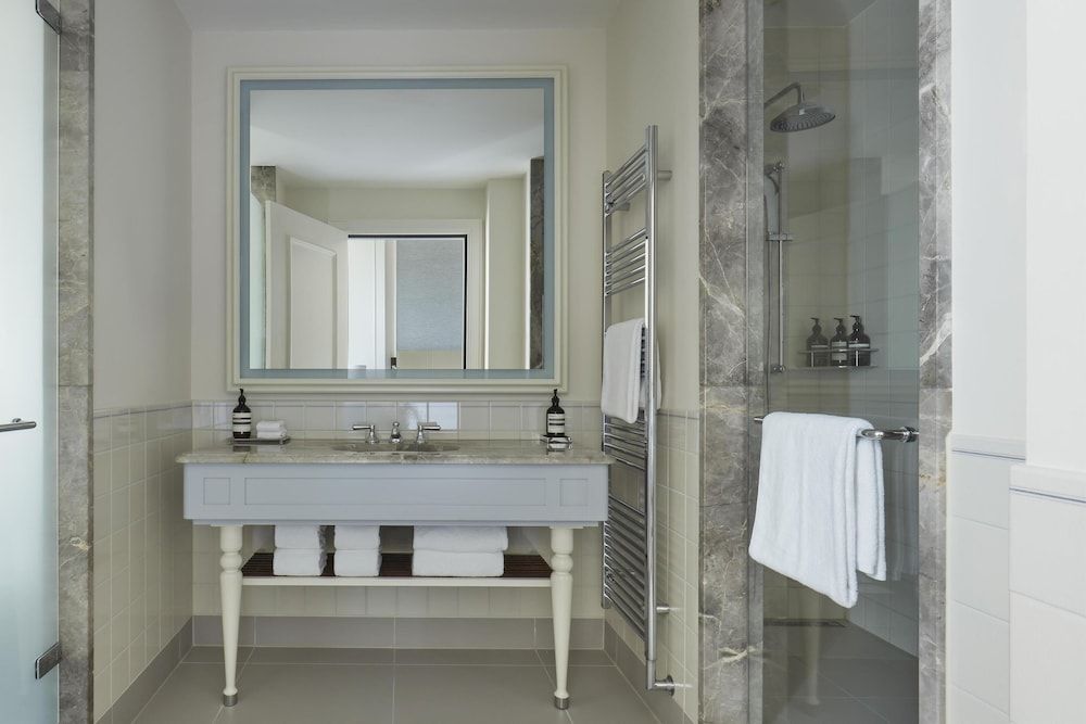 Waldorf Astoria Amsterdam King Superior Plus Room 4