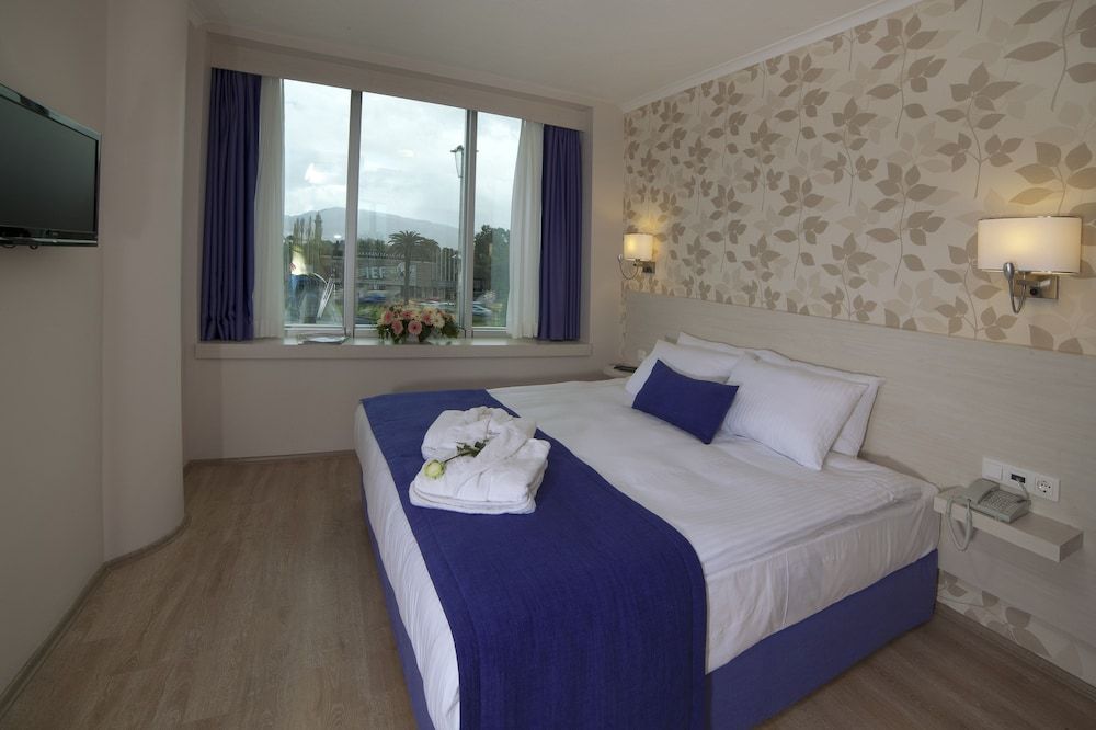 Suite Room
