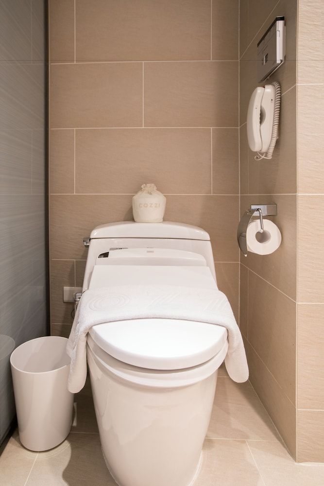HOTEL COZZI Zhongxiao Taipei Comfort Double Room 3
