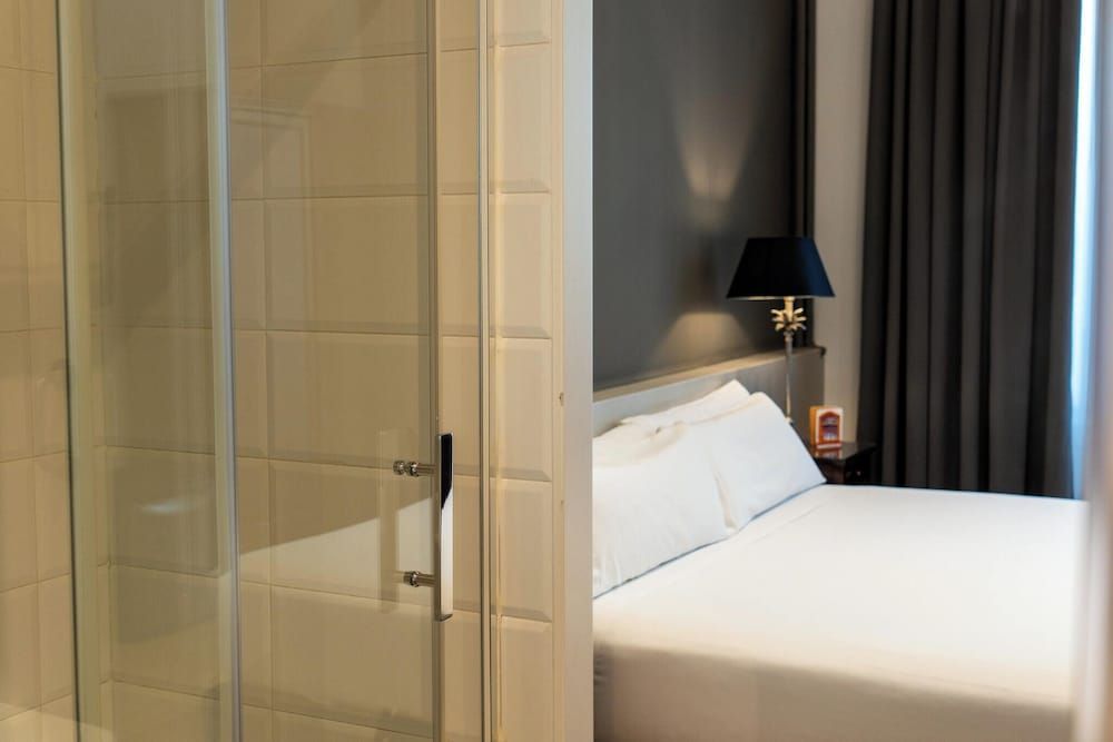 Mesón Castilla Atiram Hotel Comfort Double Room 9