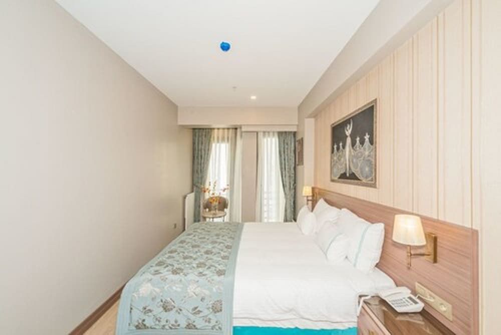 Taximist Hotel Standard Twin Room 3