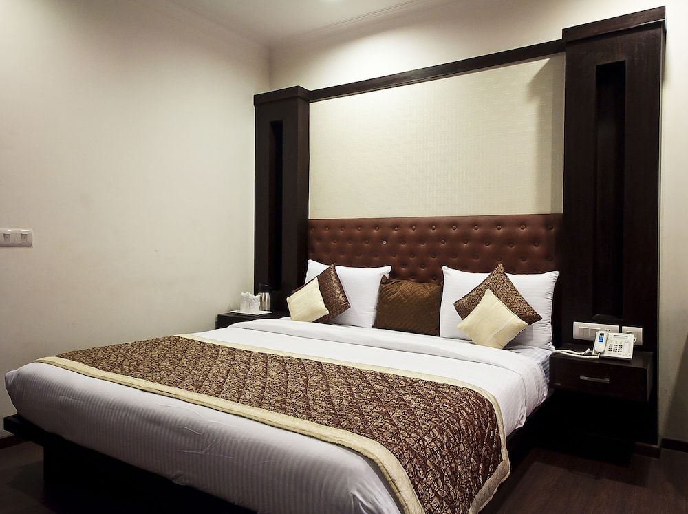 Divine Paradise Tavisha Deluxe Double or Twin Room 3