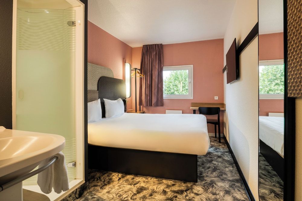 B&B HOTEL Liège Rocourt Standard Double Room