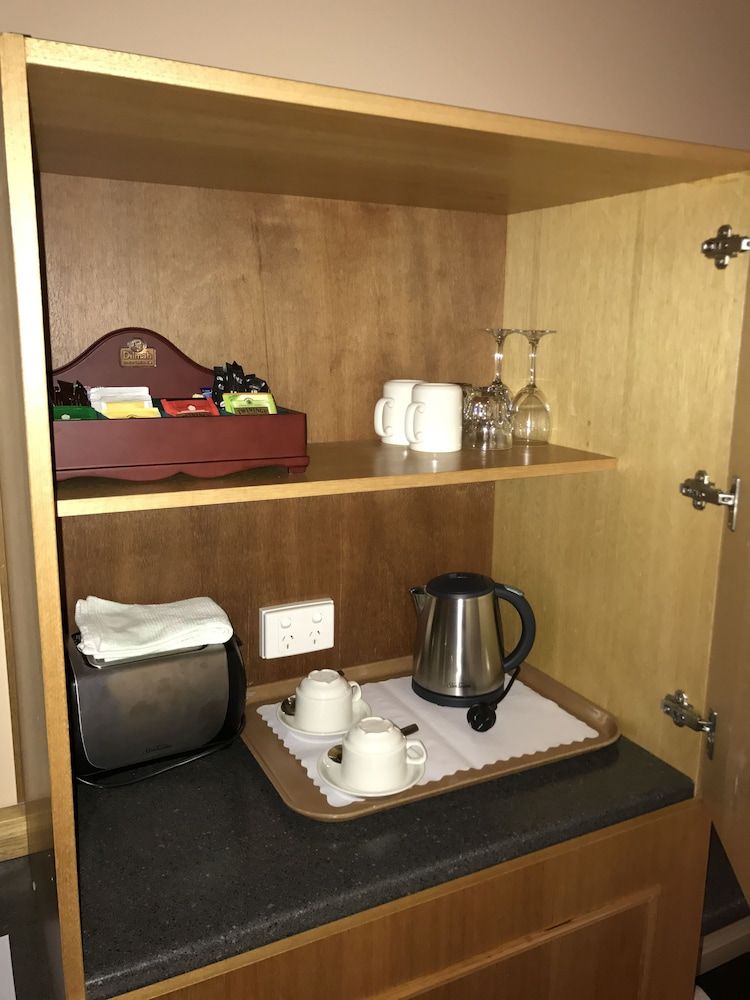 Sunseeker Motor Inn Executive Queen 9