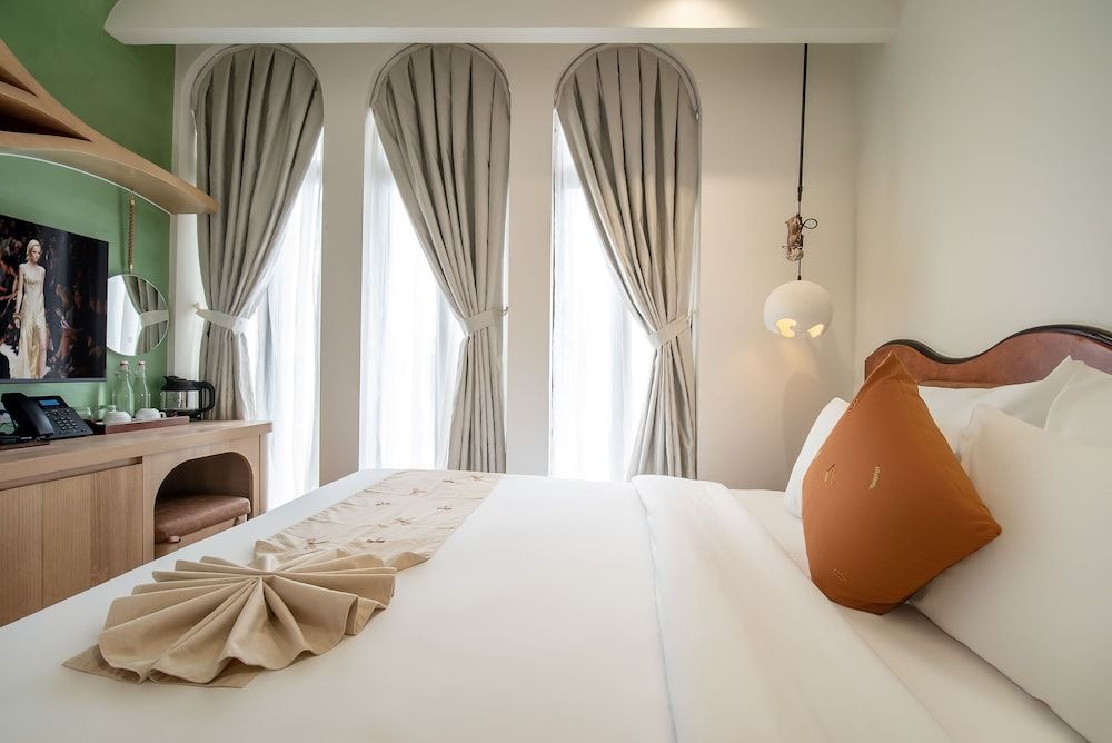 undefined Me Saigon Boutique Hotel 3