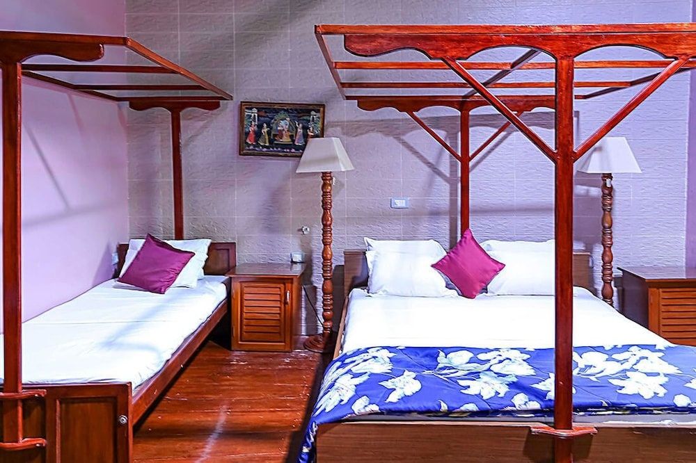 Chiramel Residency Traditional Double Room 4
