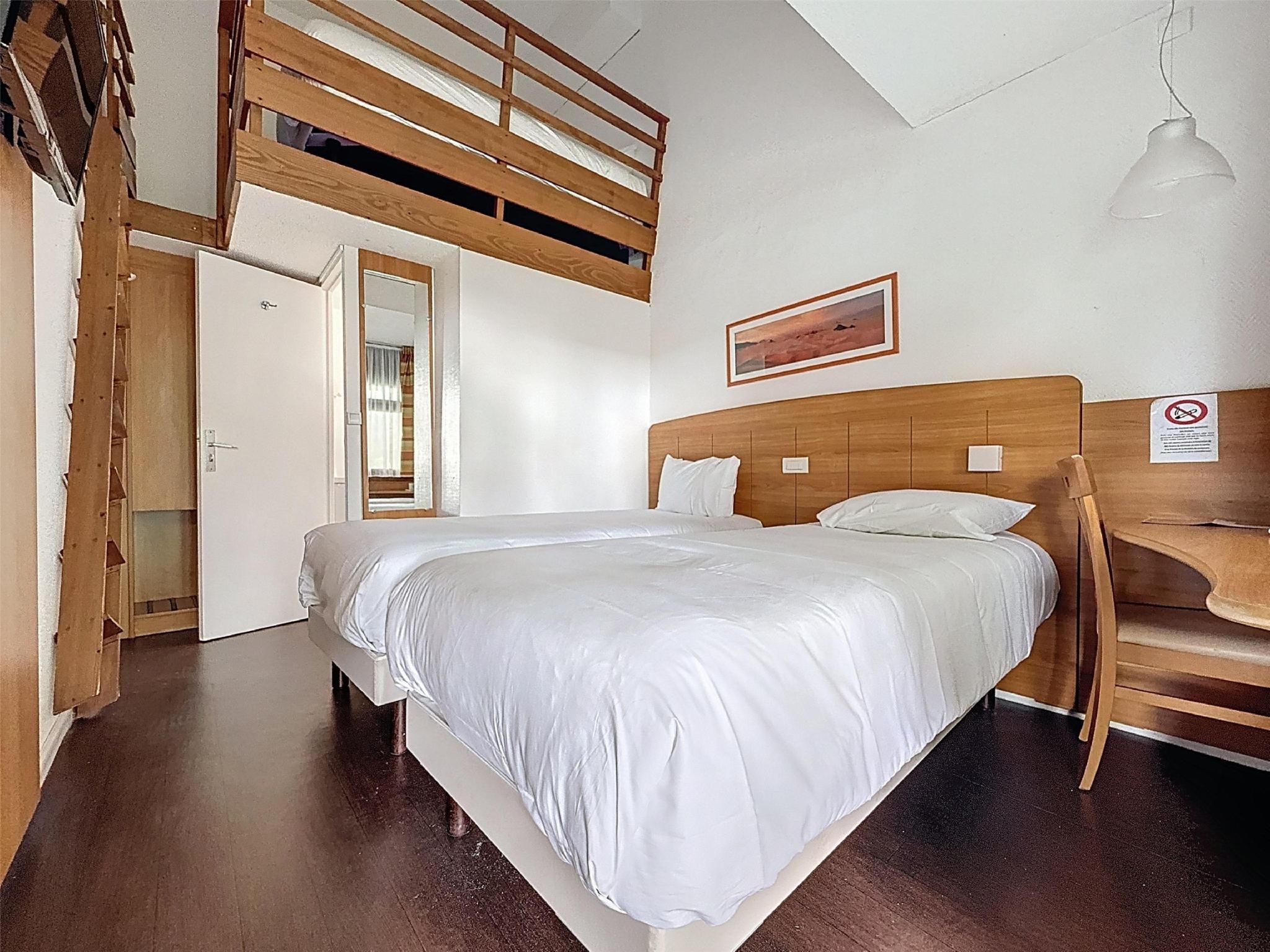Triple Room - 3 Single Beds