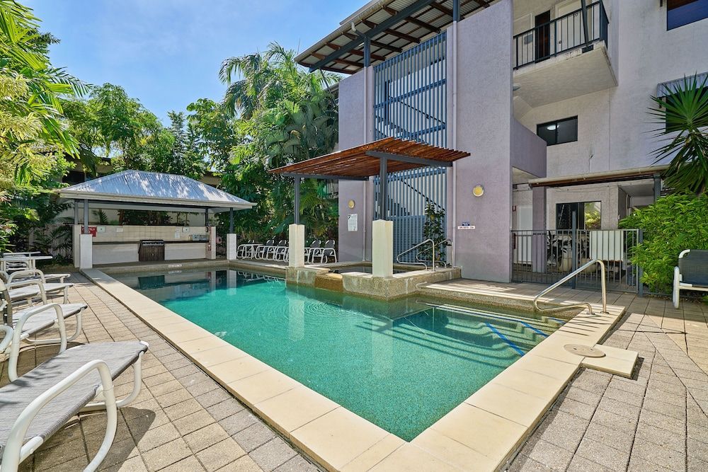 undefined Getaway On Grafton 7