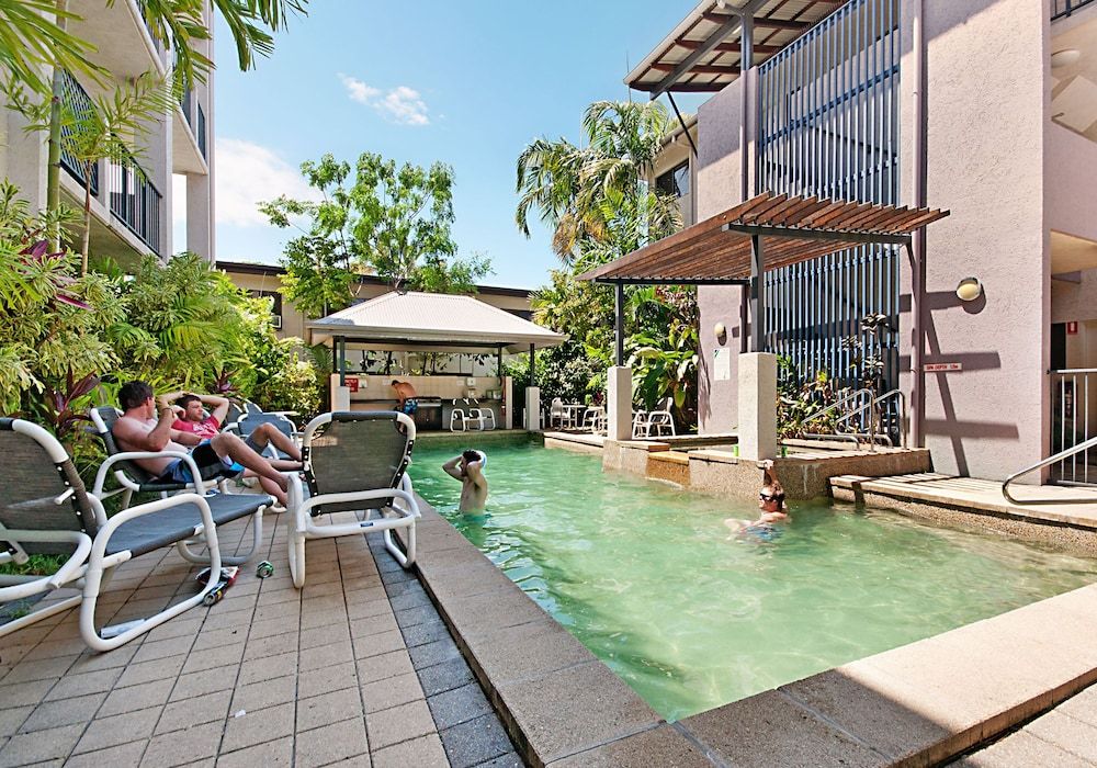 undefined Getaway On Grafton 6