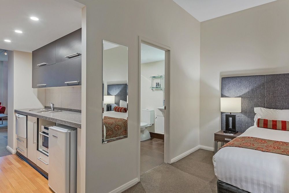 Mantra One Sandy Bay Road Executive Room, 1 Bedroom 5