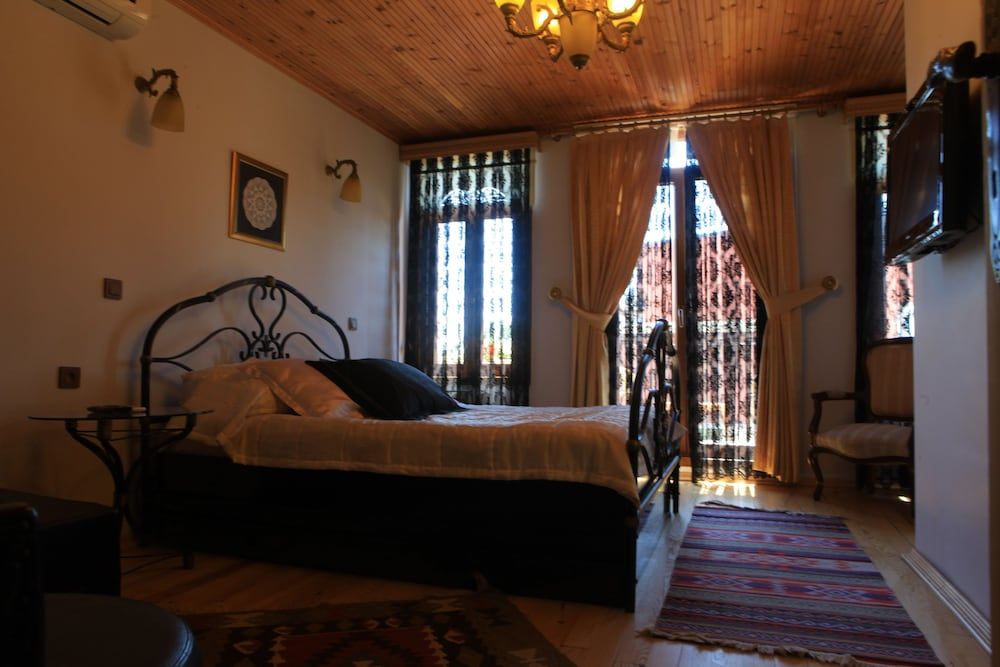 Suite, Sea View