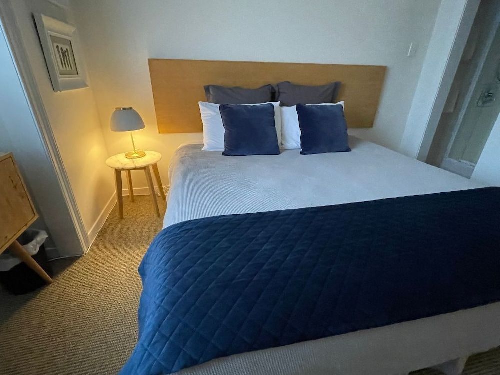 Bavaria Boutique Hotel Deluxe Room, 1 King Bed 3