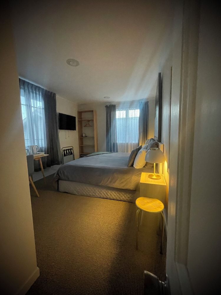 Bavaria Boutique Hotel Deluxe Room, 1 King Bed 6