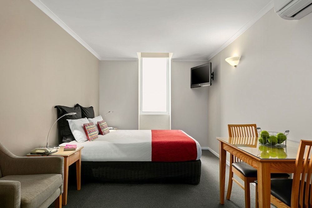 Hotel Suite