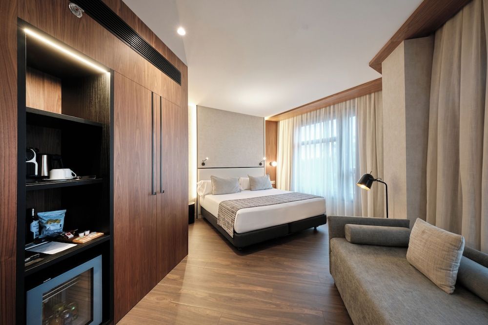 Superior Room (Single Use)