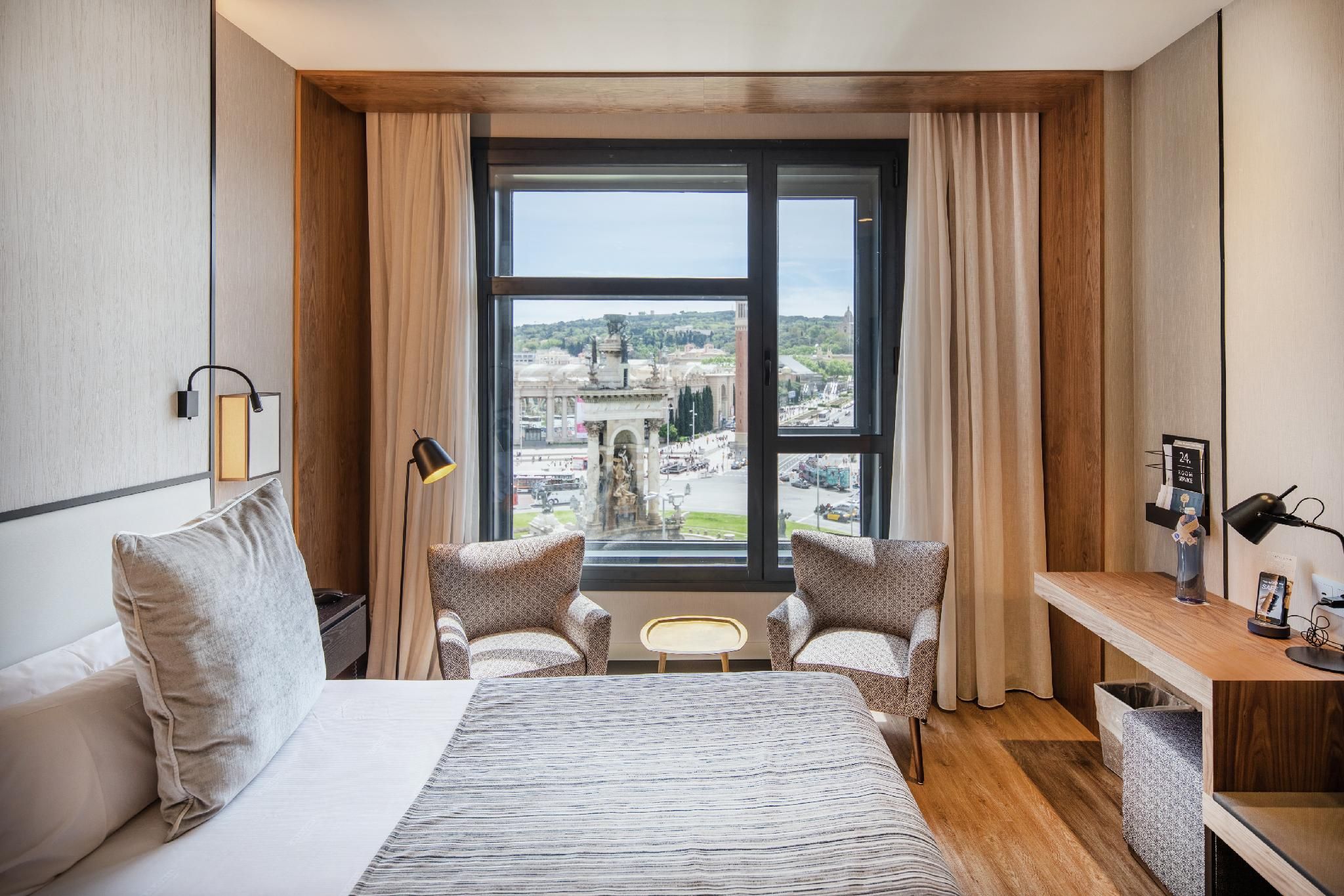 Premium Room with City View