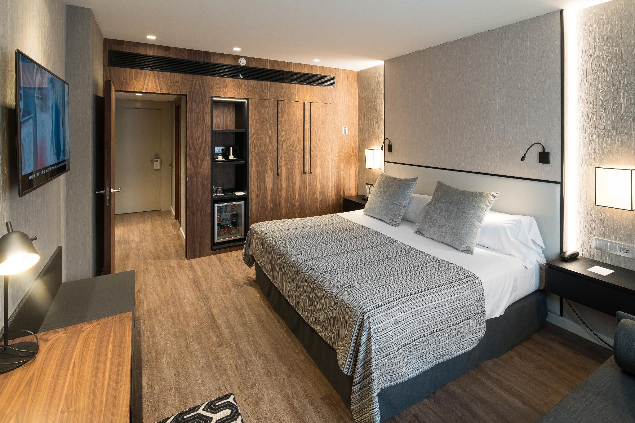 Premium Room - Single Use