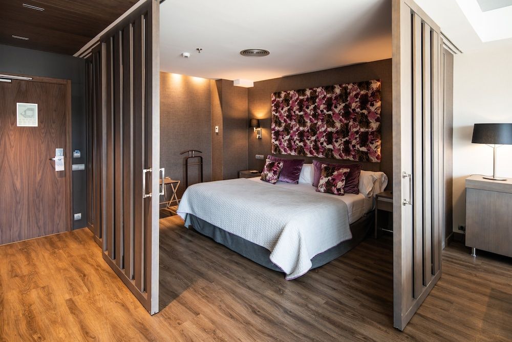 undefined Catalonia Barcelona Plaza 5