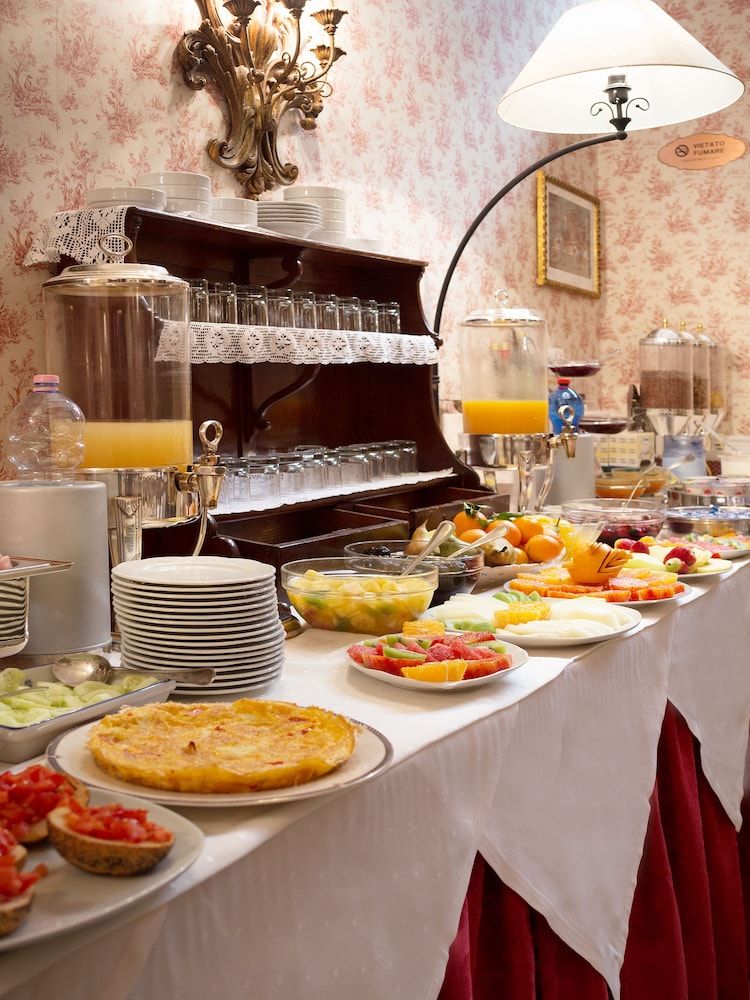 undefined Hotel Residenza In Farnese 8