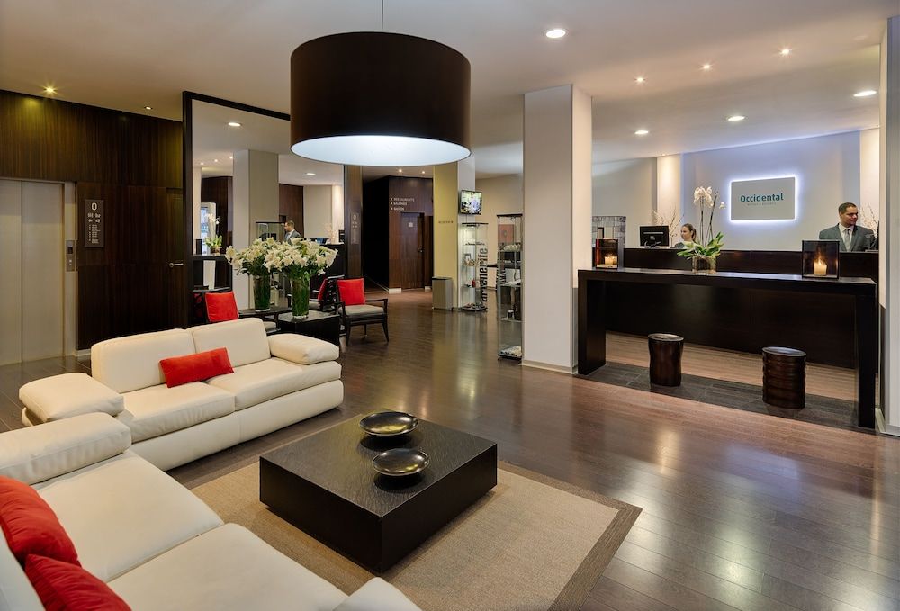 Occidental Santa Cruz Contemporáneo