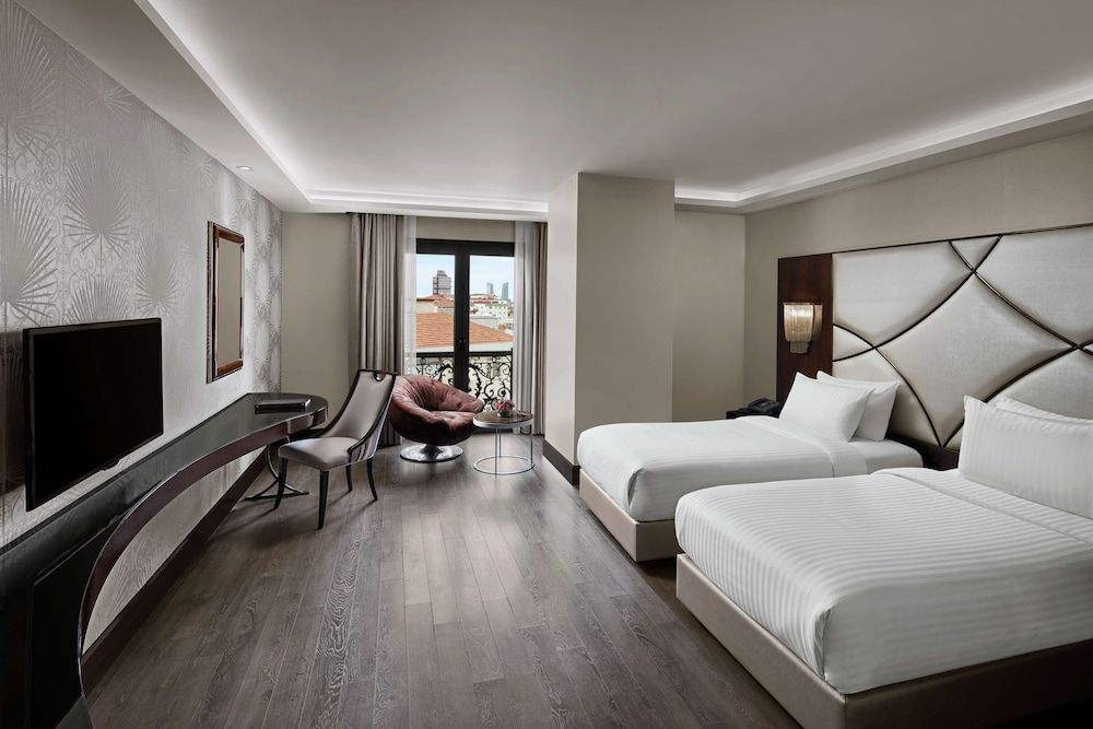 DoubleTree By Hilton Istanbul Gayrettepe Room, 2 Twin Beds 3