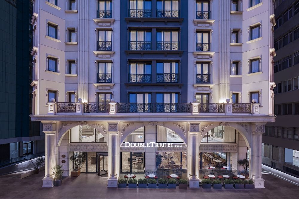 undefined DoubleTree By Hilton Istanbul Gayrettepe 7