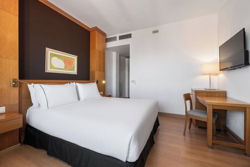 Exe Peregrino Deluxe Double Room 4