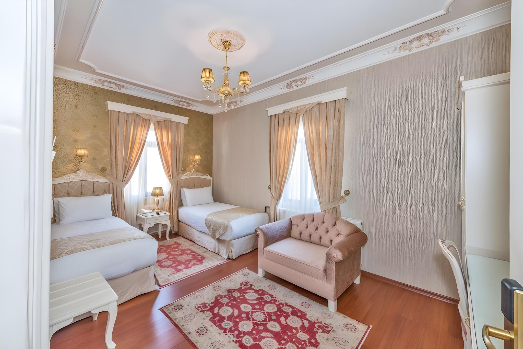 undefined Enderun Hotel 3